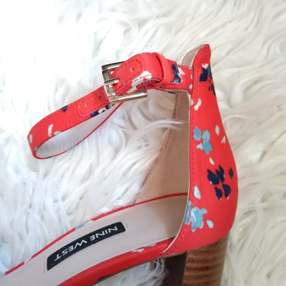 Nine West Floral Red Strappy Heels - Picture 6 of 6